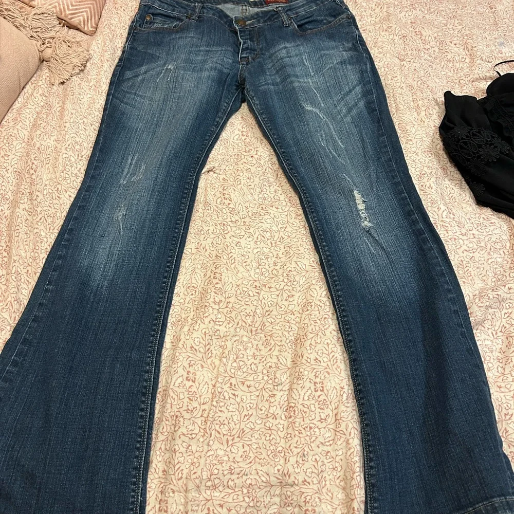 Express Women's Dark Blue Boot Cut Jeans - Picture 2 of 3